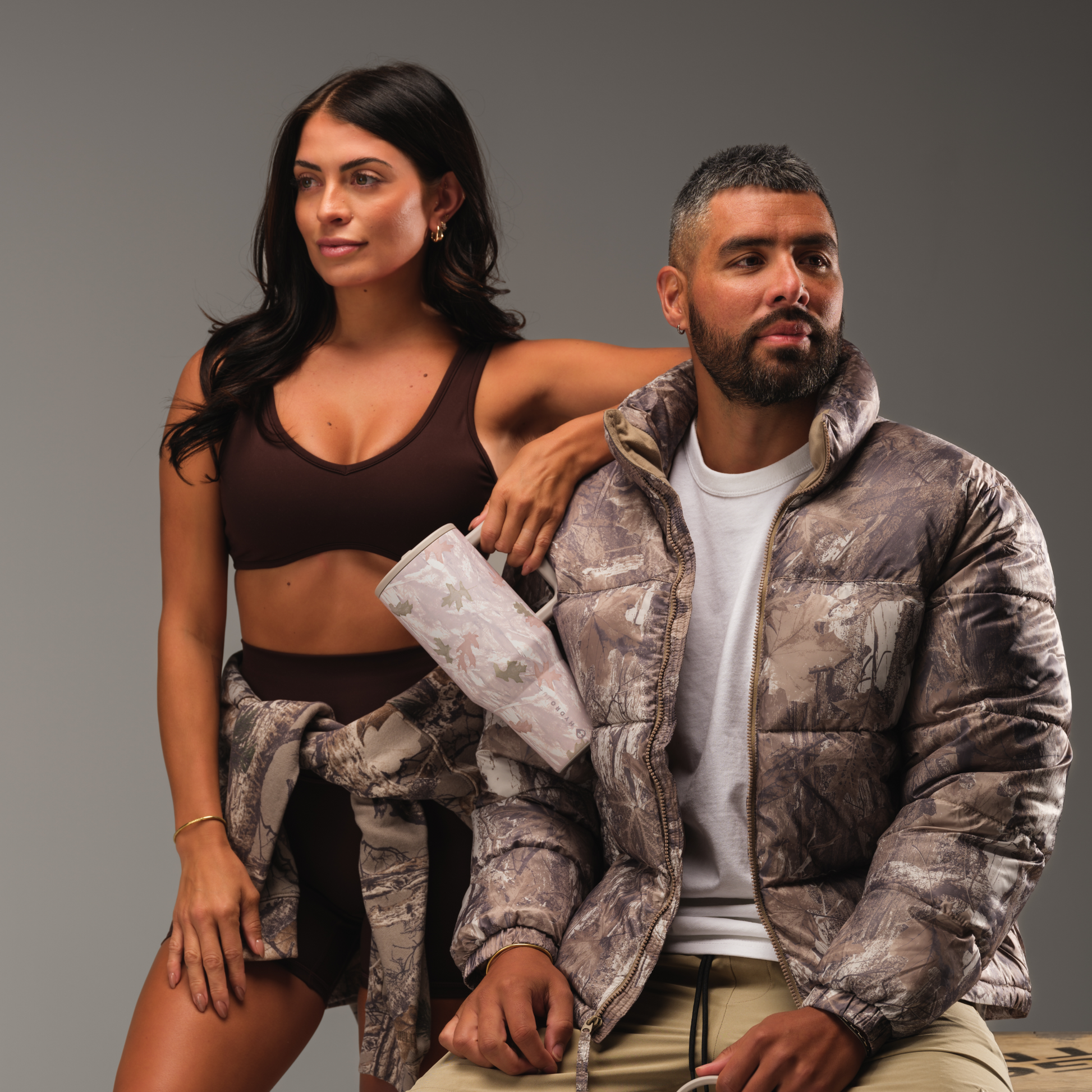 camo-40oz-1183ml-m4 TRVL-Camo-6WPI.png