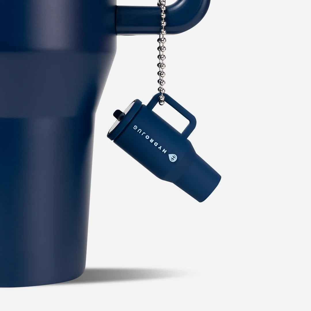 traveler-keychain-b7 Web-TravelerKeychainPhotos-Navy2.webp